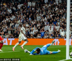 伯纳乌之夜：居莱尔惊世世界波＋皇家马德里4-1大胜，主帅为青训喝彩
